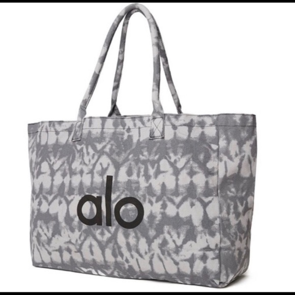 New ALO Yoga Shopper Tote - Picture 2 of 5